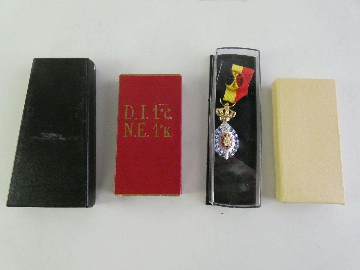 Collectie Belgische en internationale onderscheidingen, medailles en eretekens
