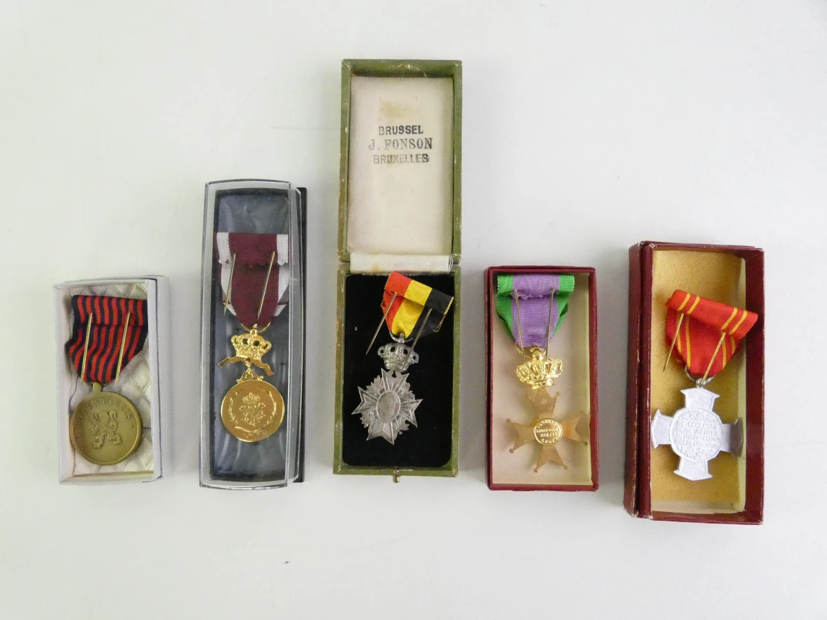 Collectie Belgische en internationale onderscheidingen, medailles en eretekens