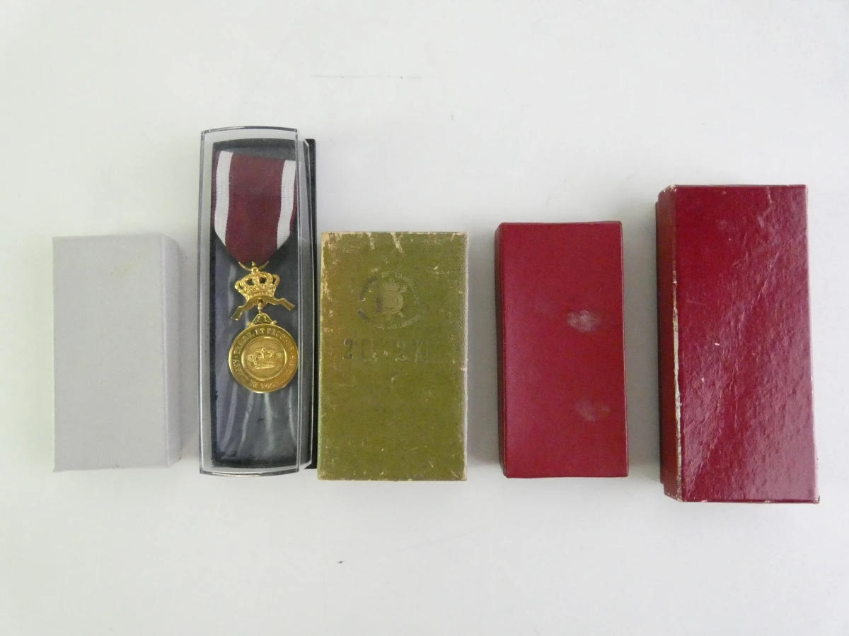 Collectie Belgische en internationale onderscheidingen, medailles en eretekens