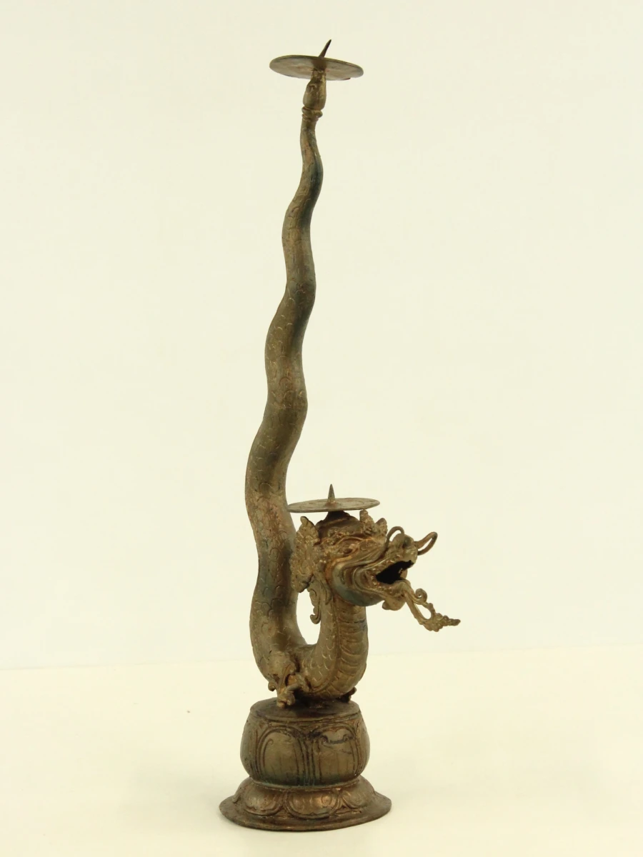 Balinese drakenkandelaar