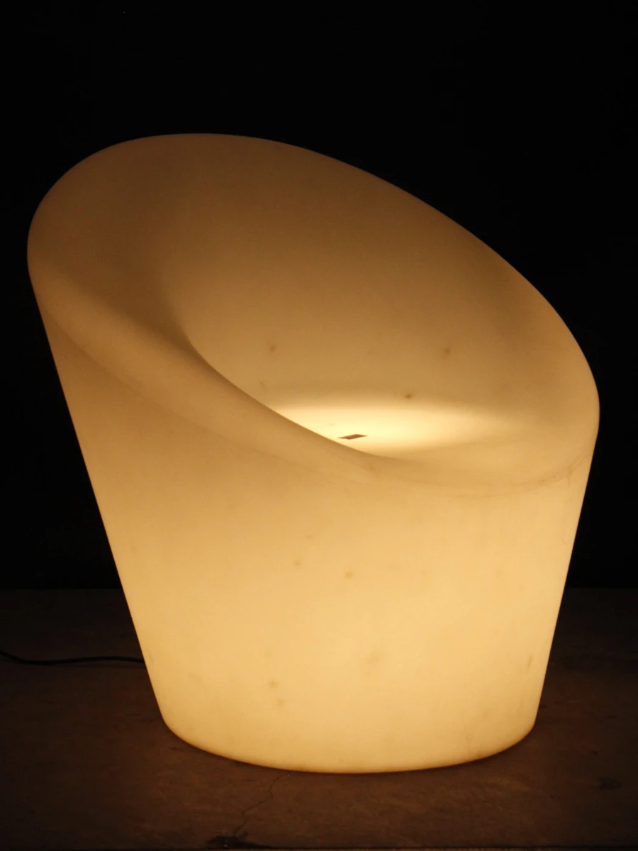 Verlichte design stoel/lamp wit kunststof