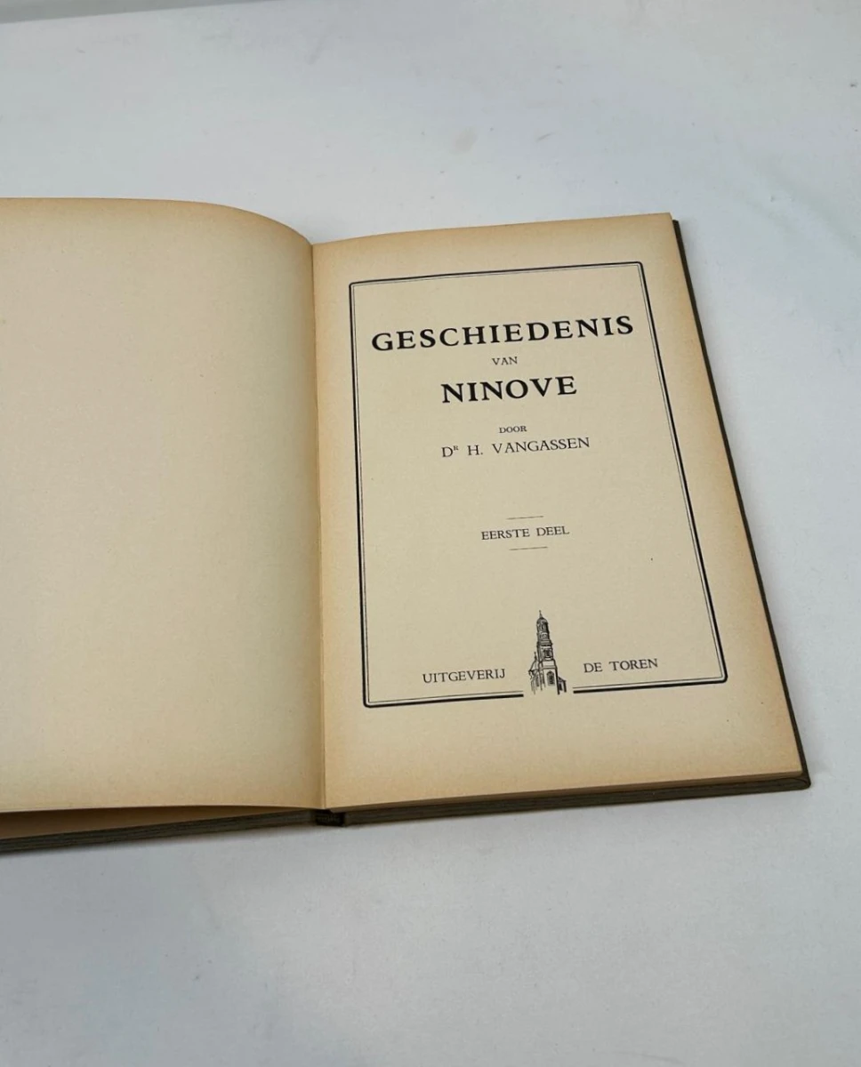 Geschiedenis van Ninove - Boek van H. Vangassen