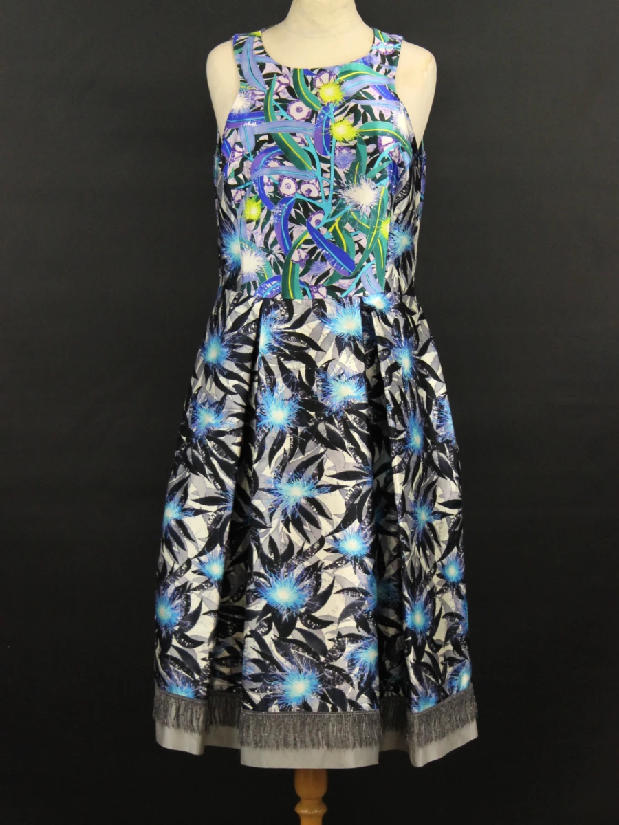 Luxueus zijden kleedje van het gerenommeerde label Peter Pilotto.