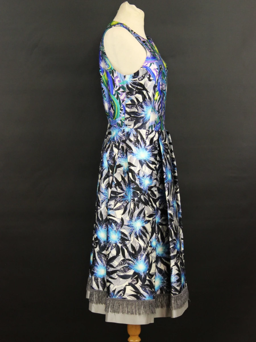 Luxueus zijden kleedje van het gerenommeerde label Peter Pilotto.
