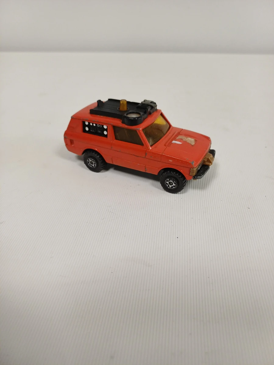 Set van Majorette speelgoedvrachtwagens en bus