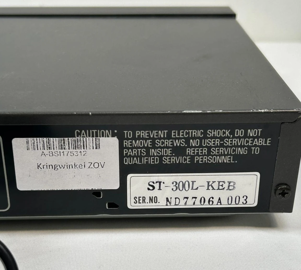 Technics ST-300L Stereo Tuner