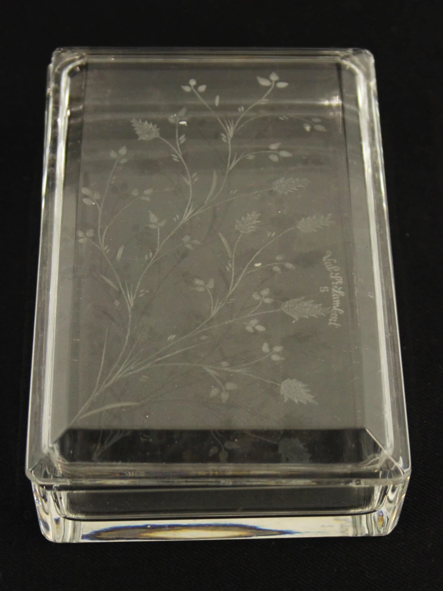 Val St. Lambert kristallen doosje met florale gravure
