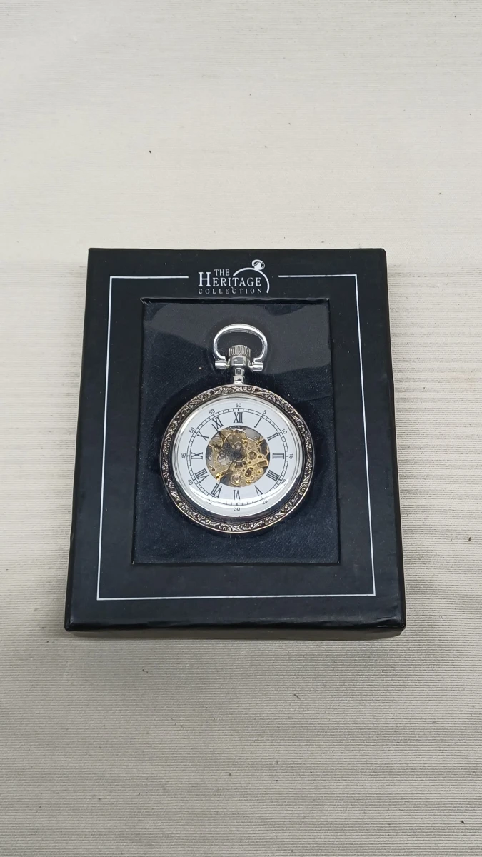 Zakhorloge met mechanisch uurwerk in geschenkdoos