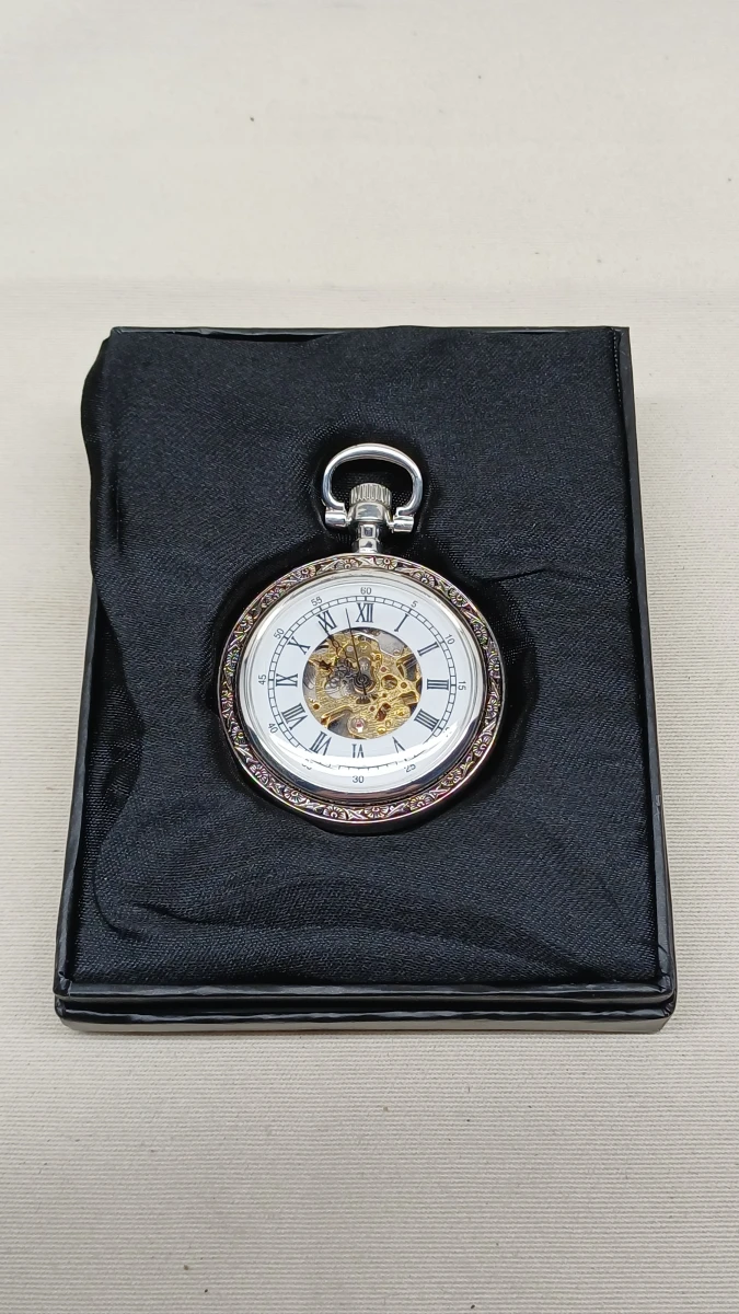 Zakhorloge met mechanisch uurwerk in geschenkdoos