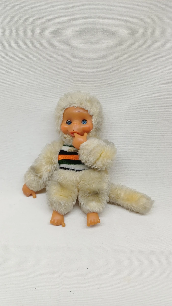 Set van 4 vintage Monchhichi poppen
