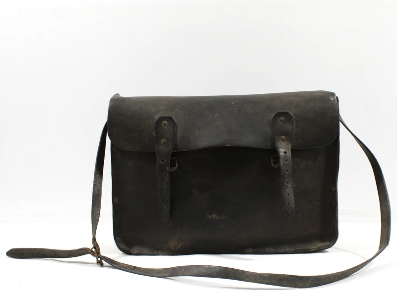 Originele vintage militaire lederen uitrustingstas ca. 1935-1950
