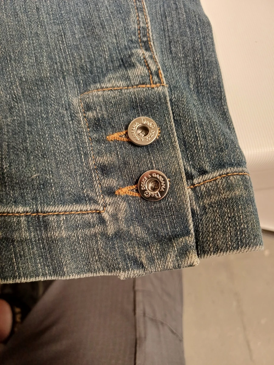 Dolce Gabbana damespak met rok en jasje