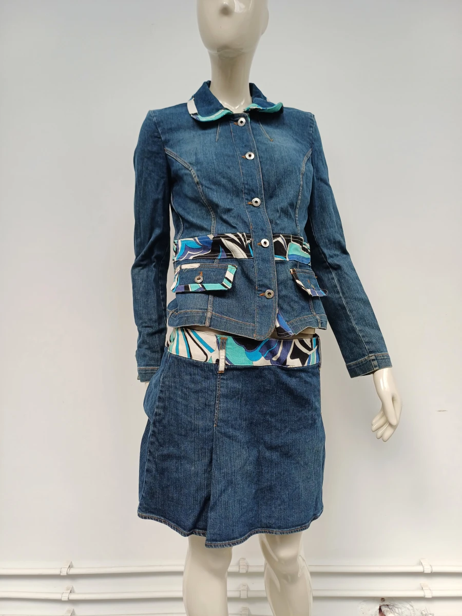 Dolce Gabbana damespak met rok en jasje