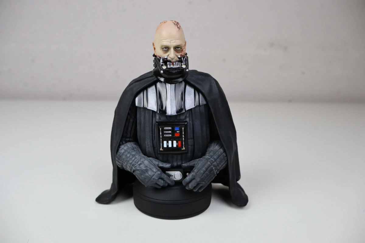 Star Wars Darth Vader (Unmasked)