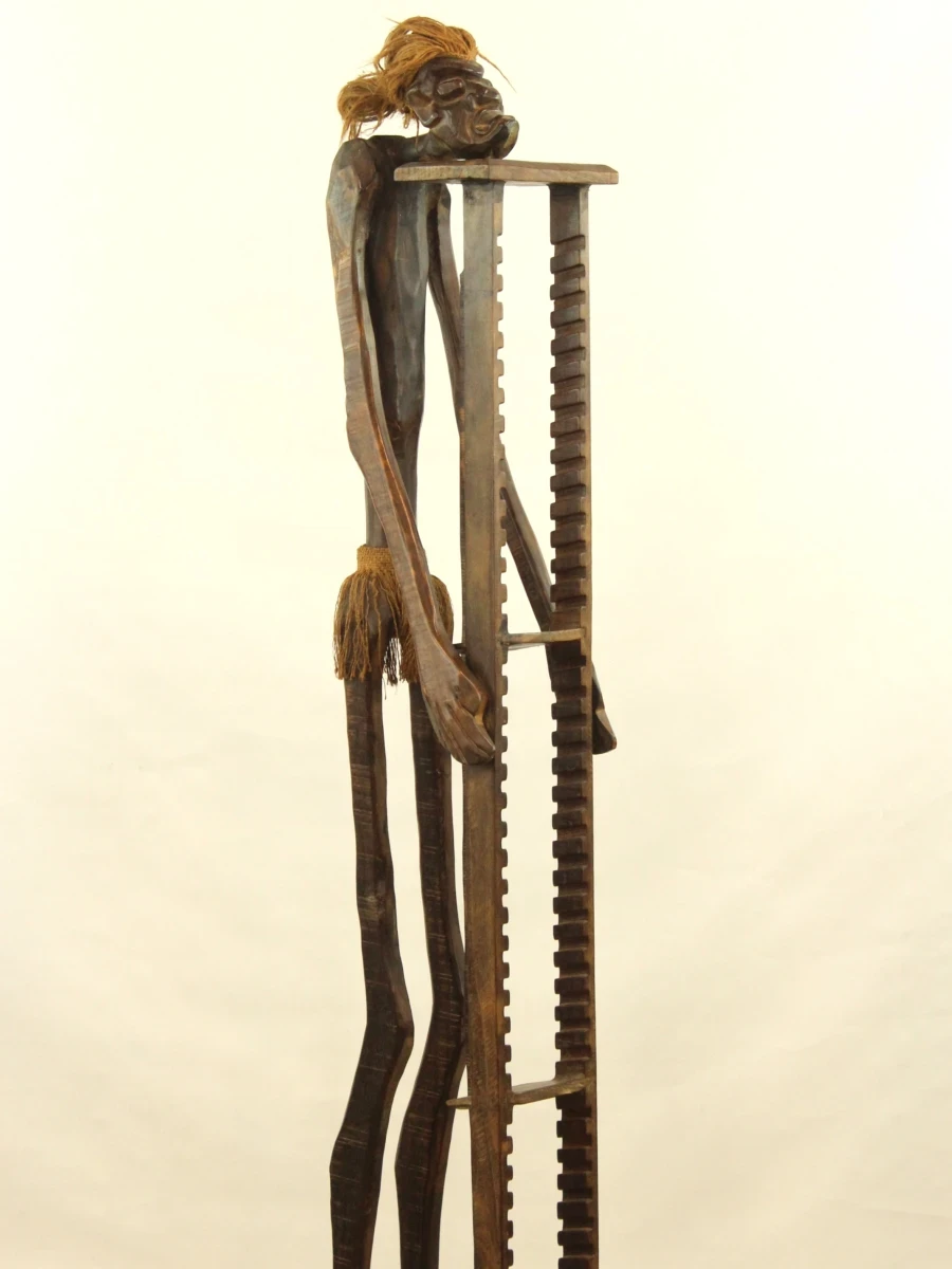 Houten Afrikaanse man cd display