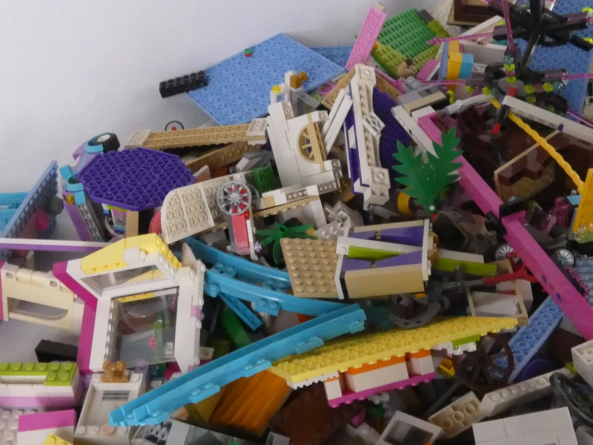 Grote verzameling LEGO Friends bouwstenen en figuren