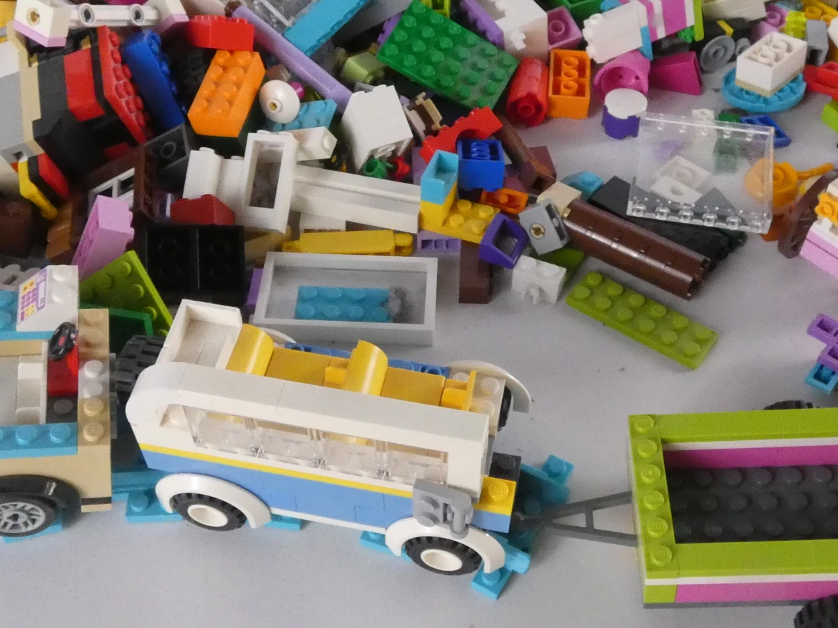Grote verzameling LEGO Friends bouwstenen en figuren