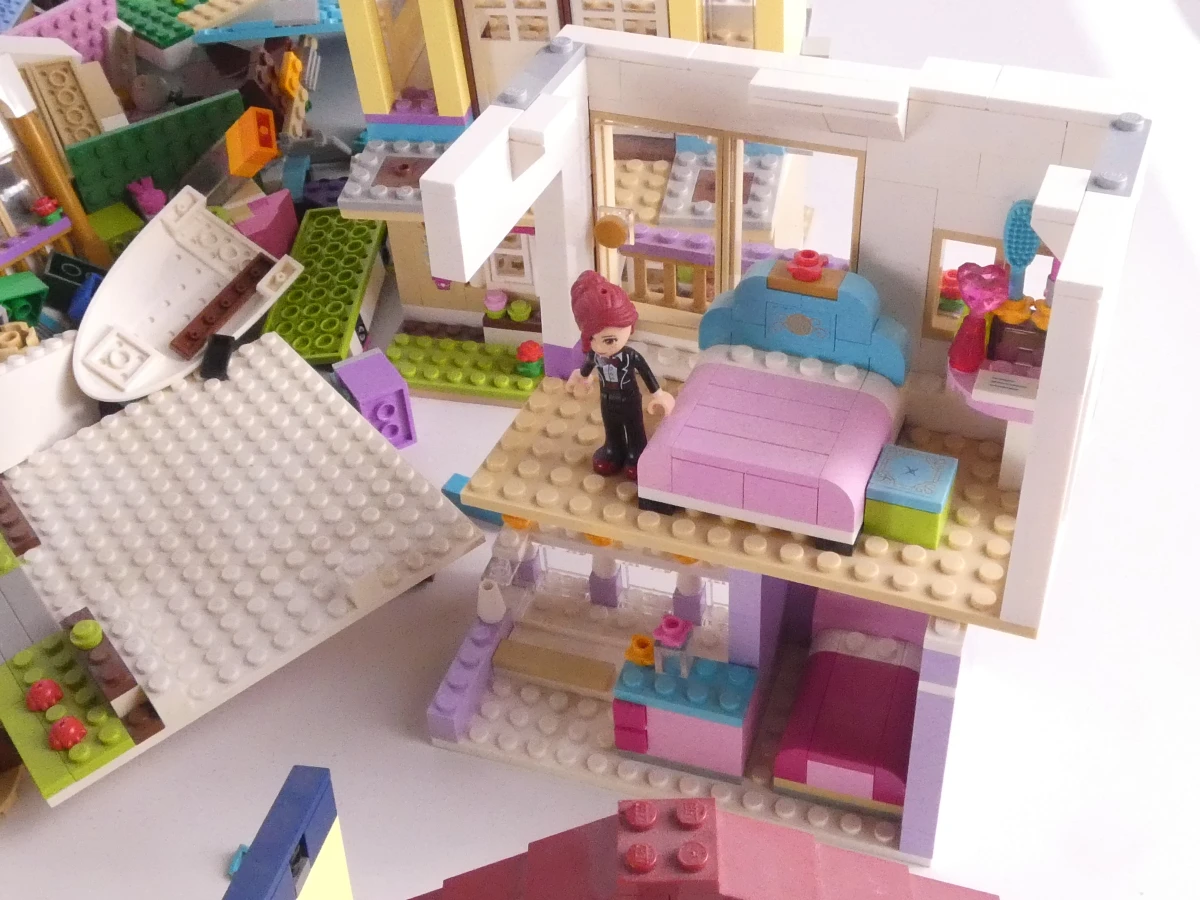 Grote verzameling LEGO Friends bouwstenen en figuren