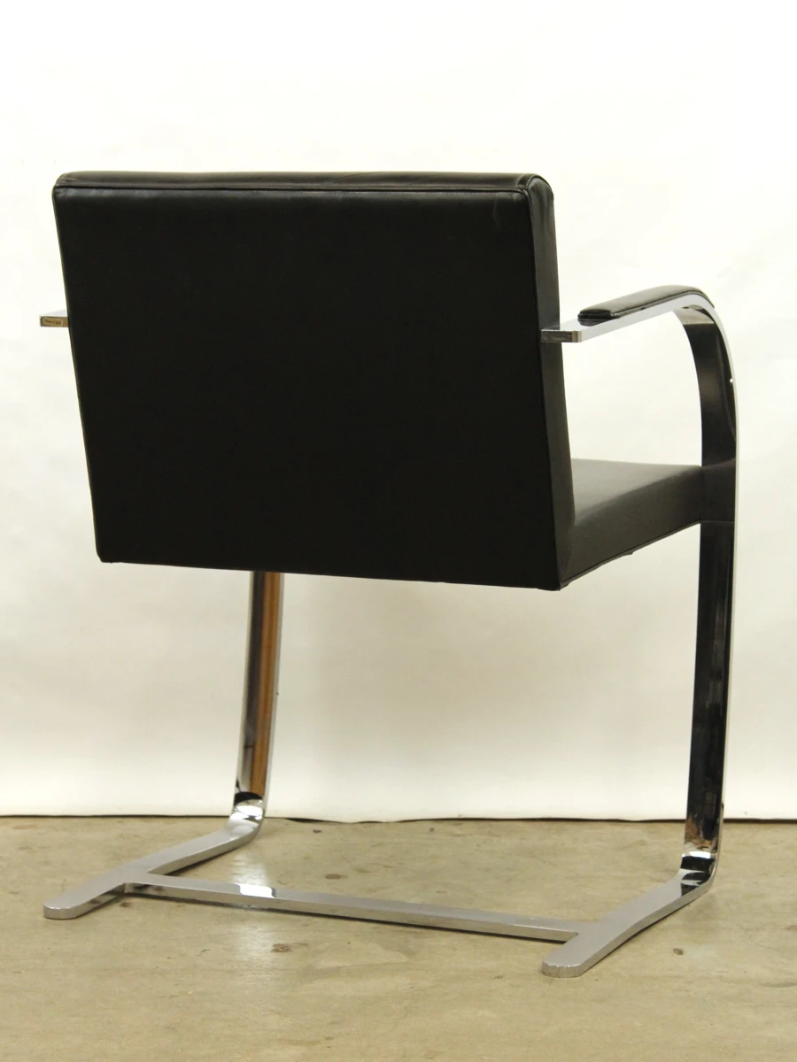 Set van 4 Brno-stijl armstoelen – naar Knoll (Ludwig Mies van der Rohe)