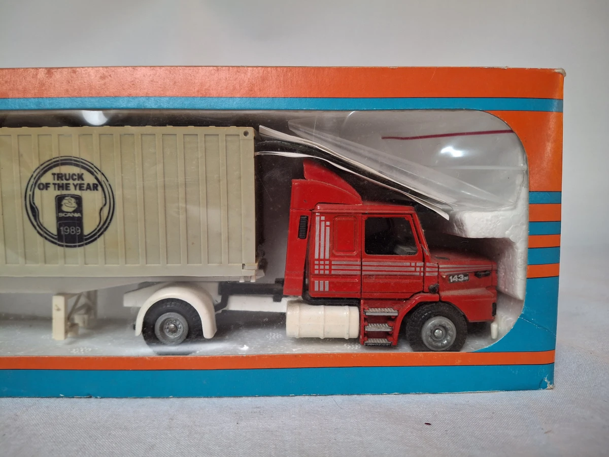 Tekno speelgoed vrachtwagen in doos