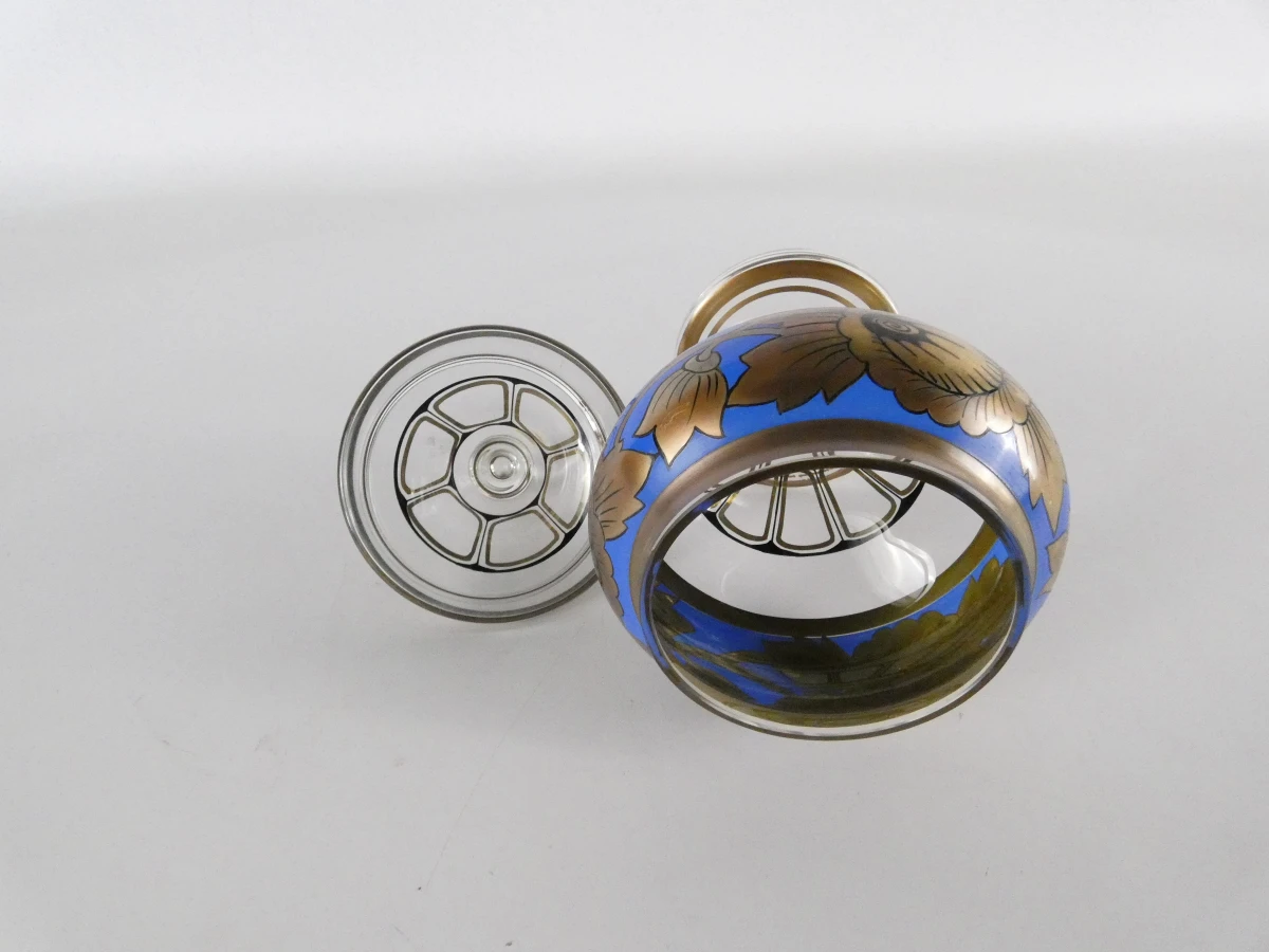 Decoratieve glazen bonbonnière
