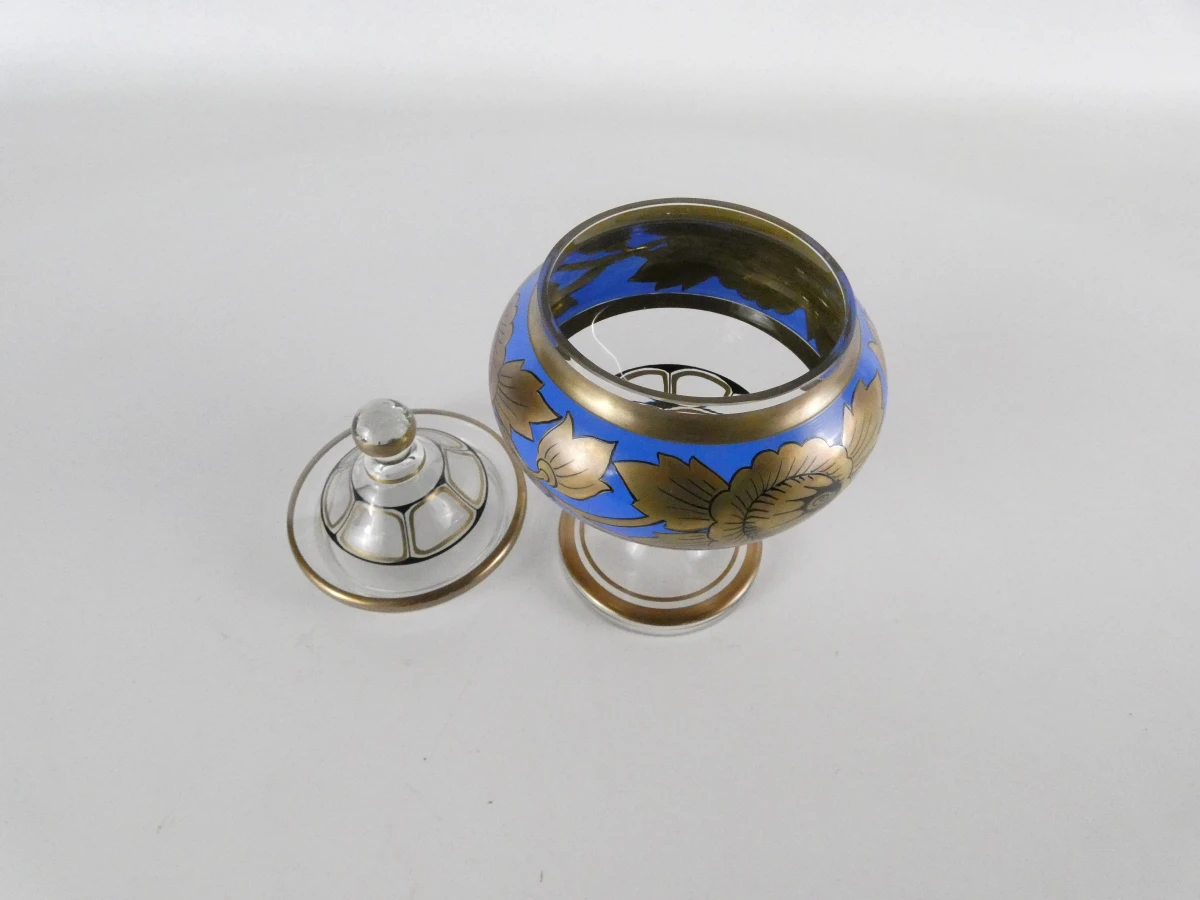Decoratieve glazen bonbonnière