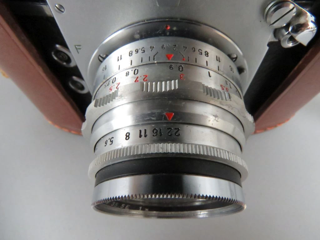 Vintage Exa camera met leren hoes