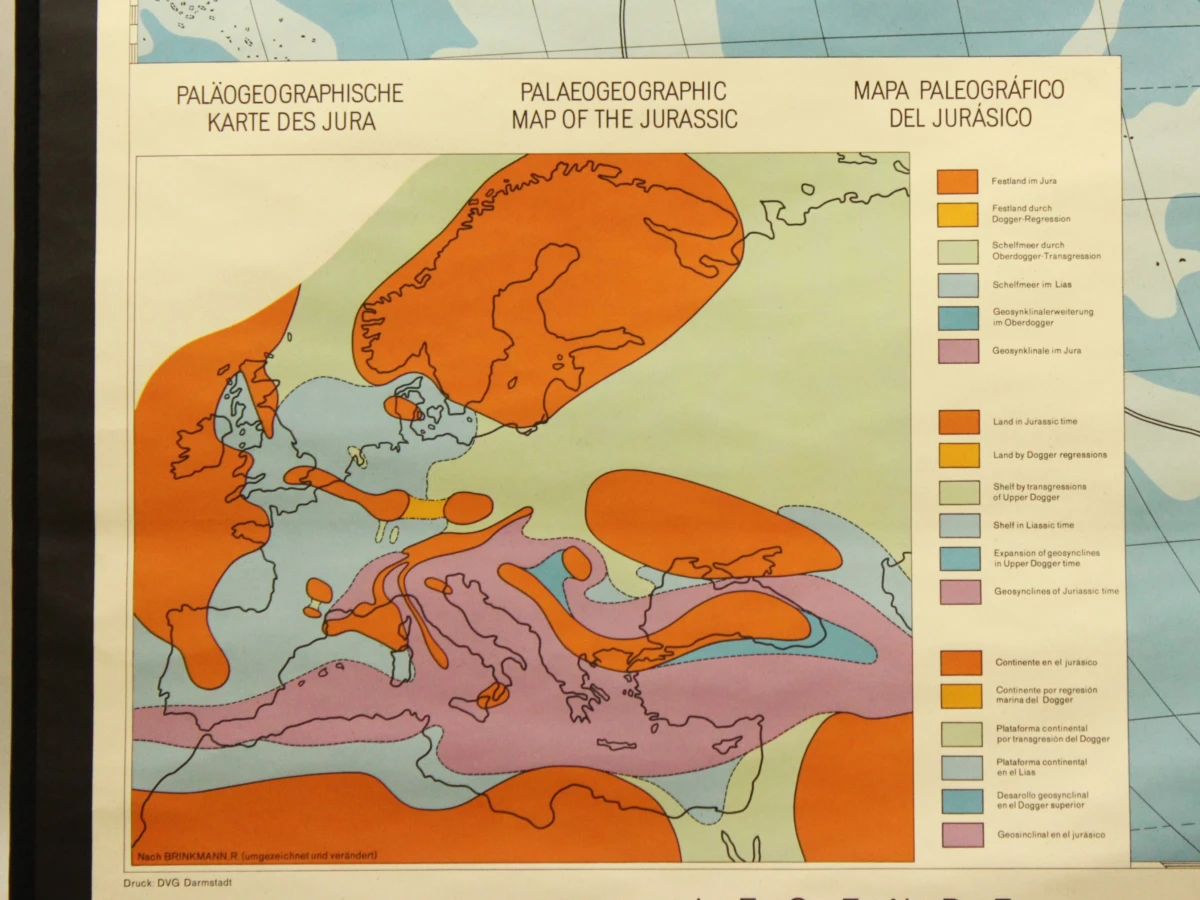 Grote vintage geologische wereldkaart op rol - Justus Perthes Darmstadt, 1969