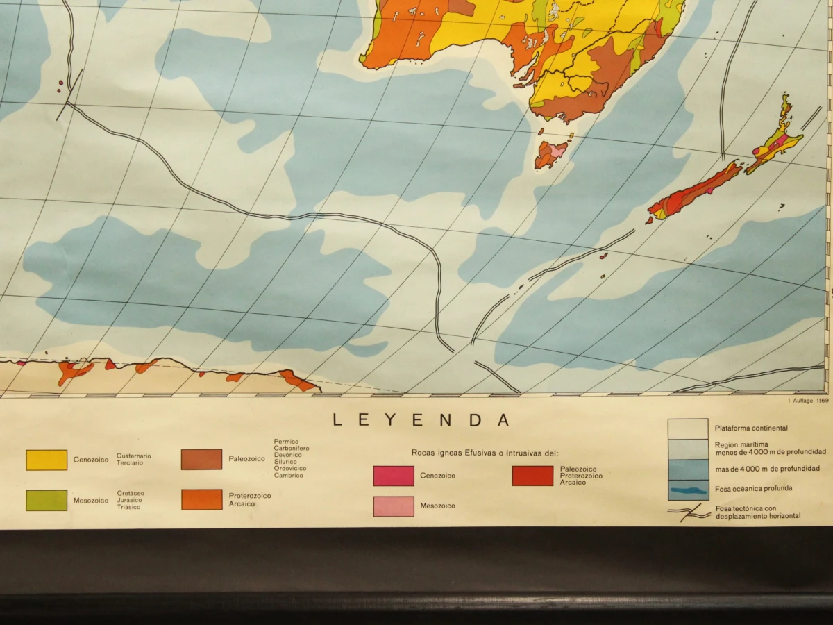 Grote vintage geologische wereldkaart op rol - Justus Perthes Darmstadt, 1969