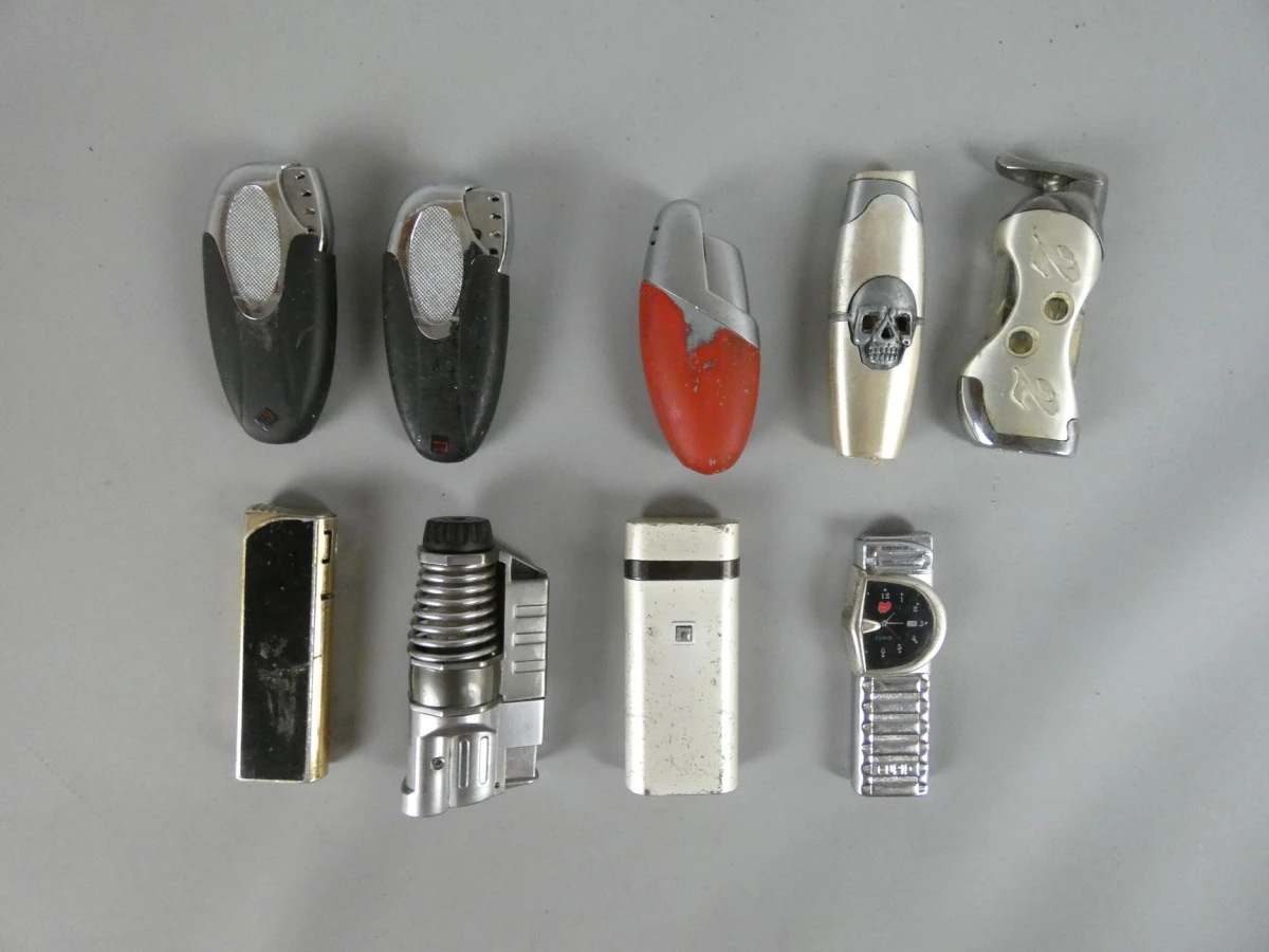 Set van 9 vintage aanstekers in diverse stijlen