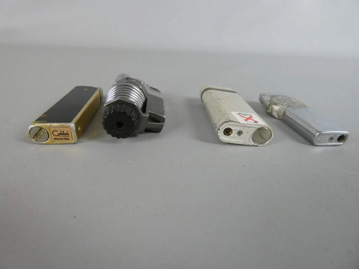 Set van 9 vintage aanstekers in diverse stijlen