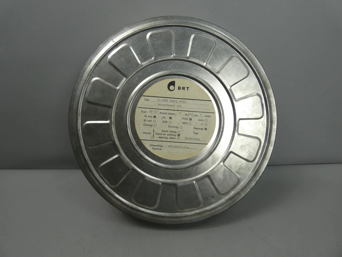 Vintage metalen filmblik – BRT