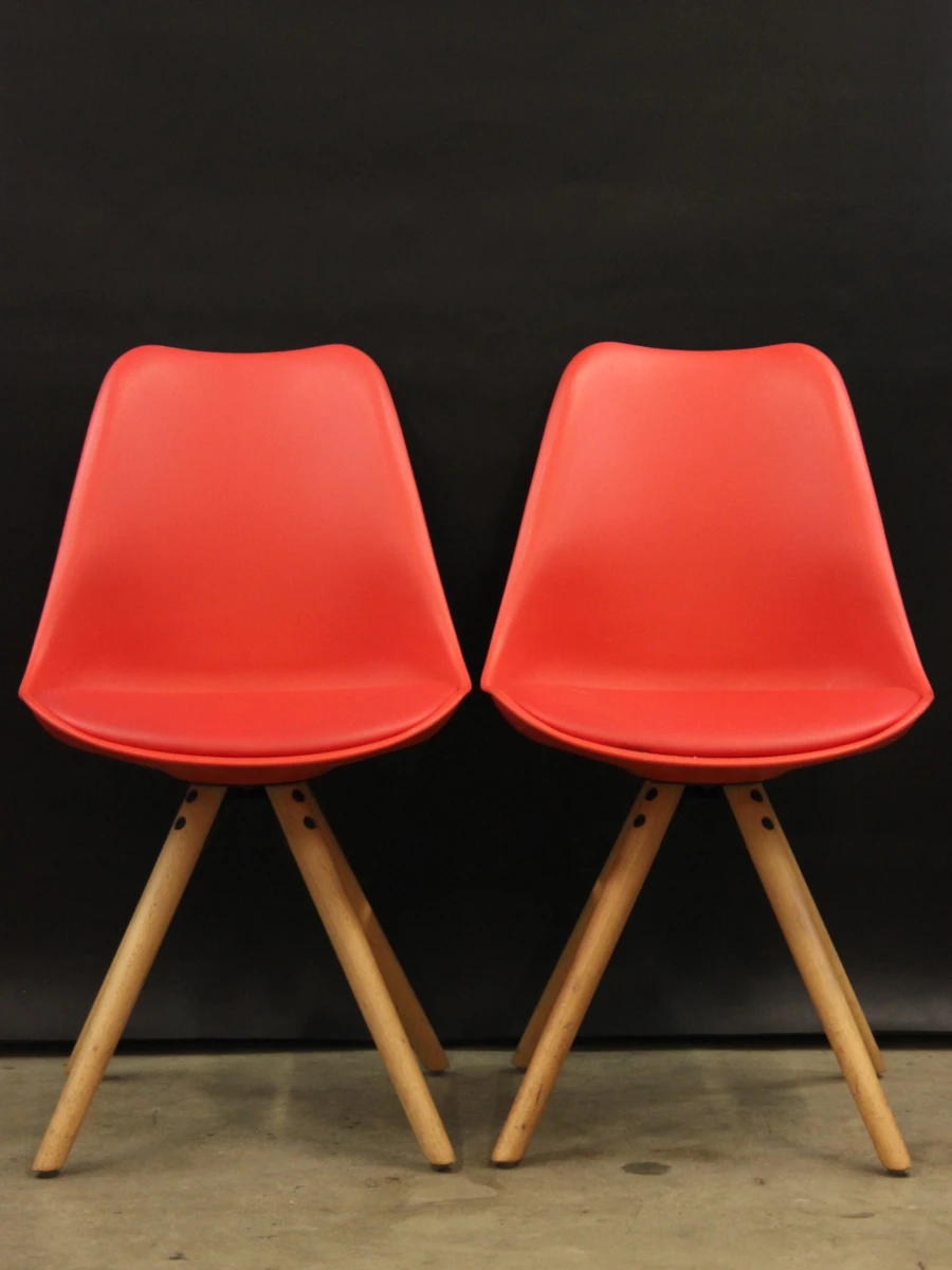 Meroni - Set van 4 rode designstoelen met houten poten - Italy