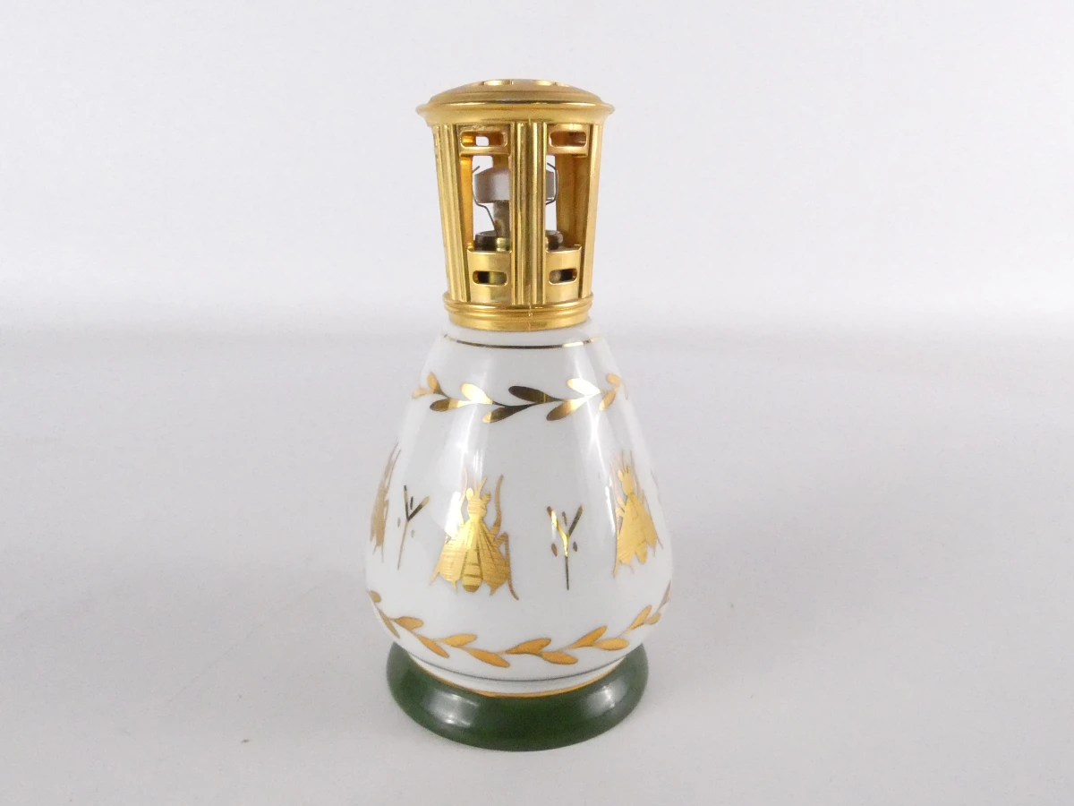 Verzameling van zes decoratieve parfumflesjes, France.