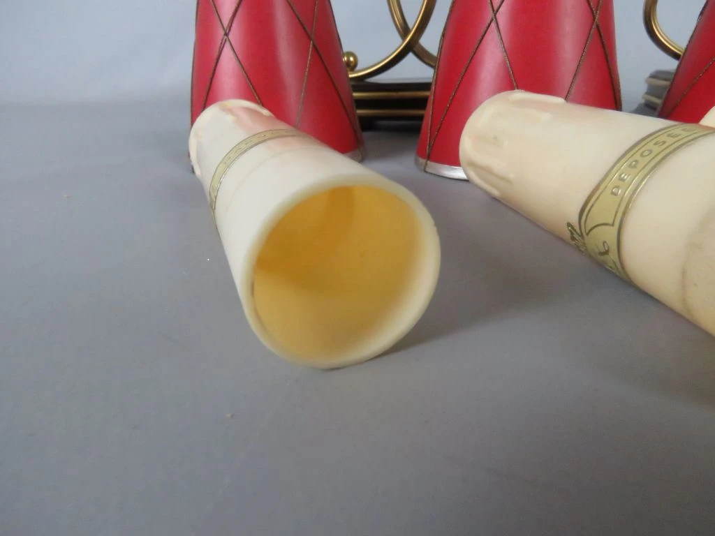 Set van 2 vintage koperen tafellampen met rode kapjes