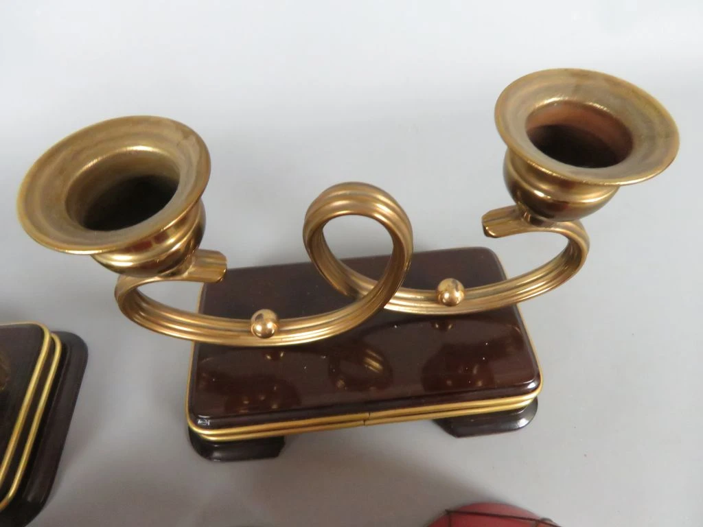 Set van 2 vintage koperen tafellampen met rode kapjes
