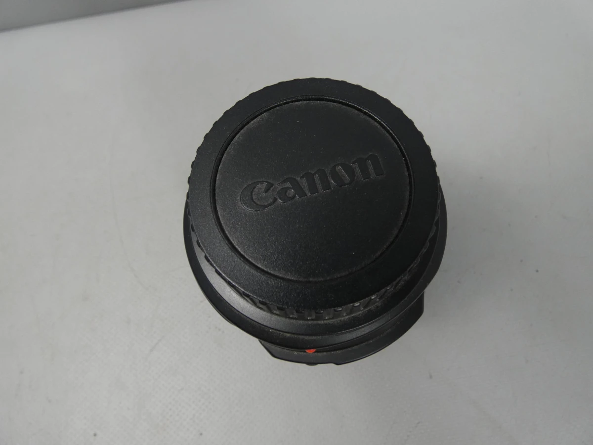 Canon EF 28-135mm f/3.5-5.6 IS USM