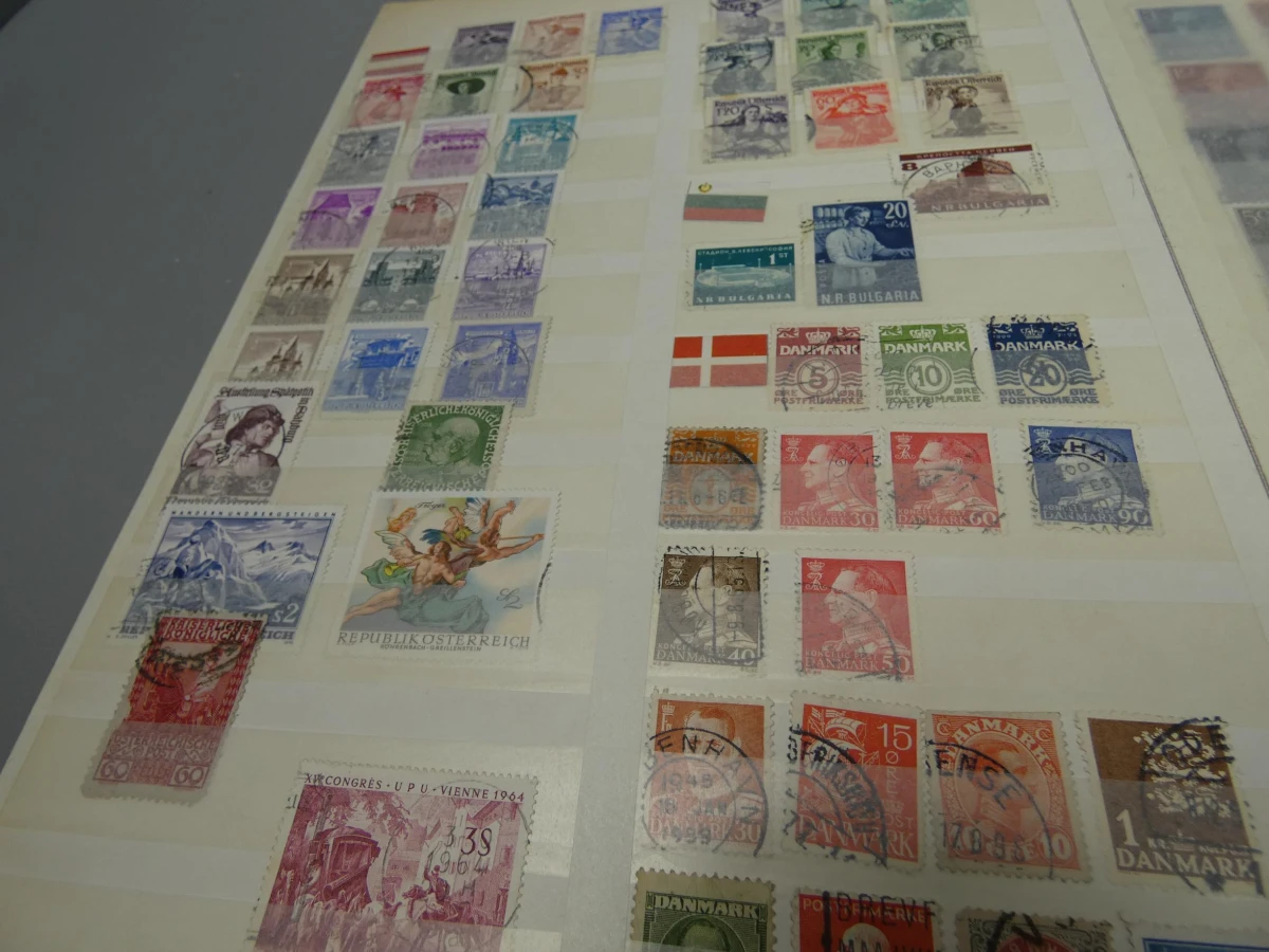 Blauwe postzegelboek "random"