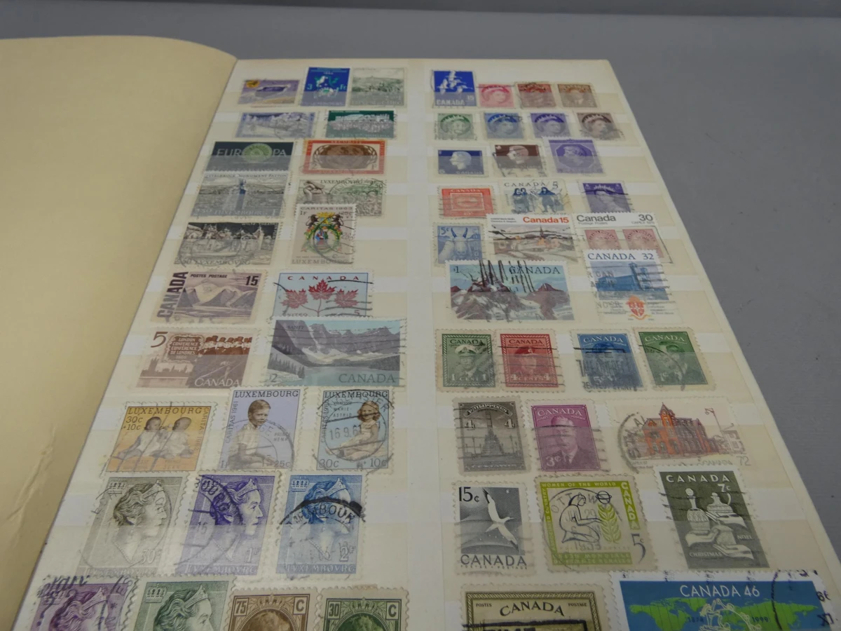 Blauwe postzegelboek "random"
