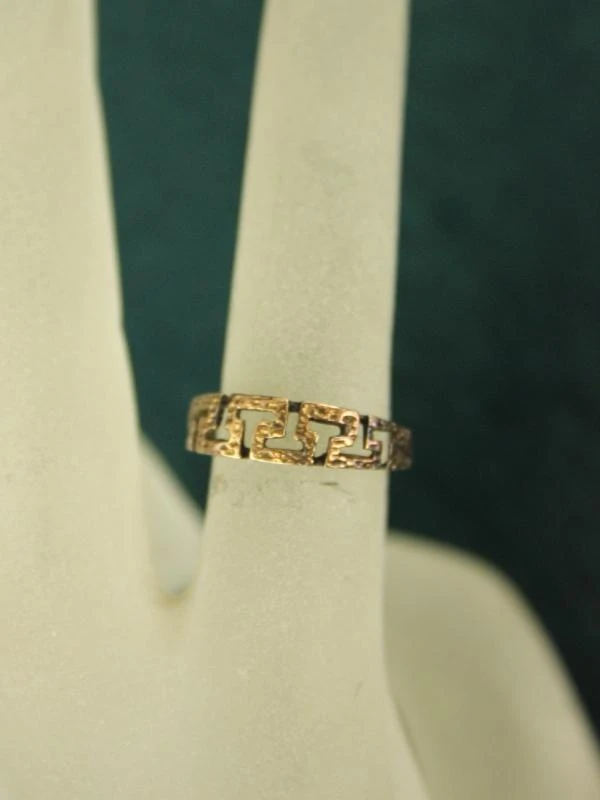 14k gouden ring met Grieks meanderpatroon