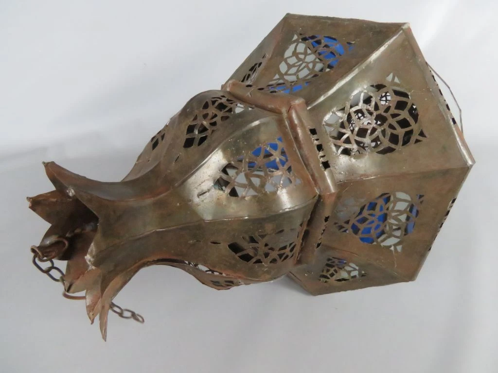 Metalen hanglamp met blauw-wit glas