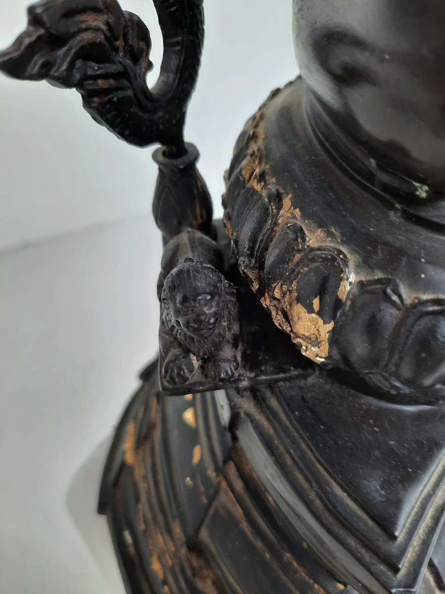 Thais bronskleurig / gegoten beeld van Phra Buddha Chinnarat (Zegevierende Boeddha)