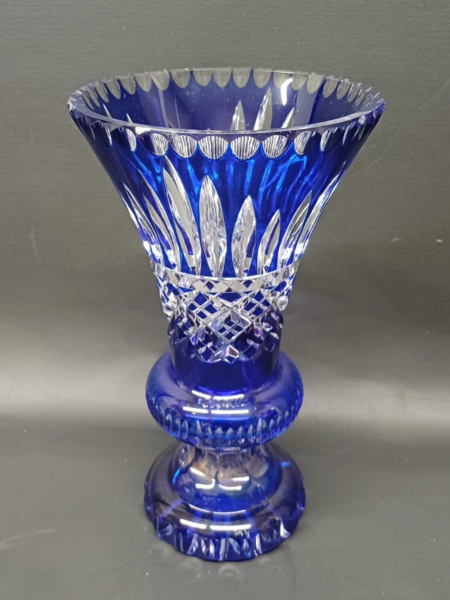 Set kobalt blauwe kristal glazen