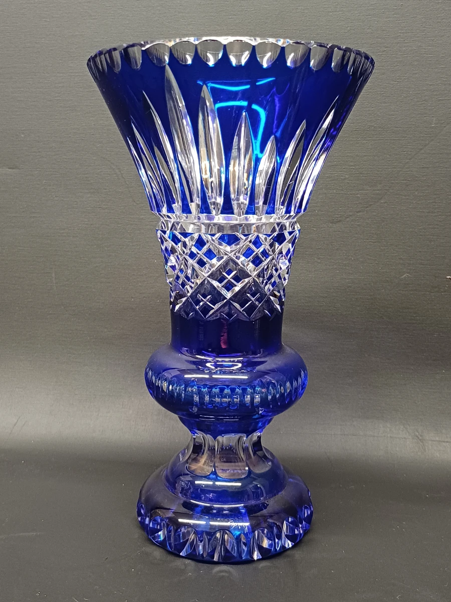 Set kobalt blauwe kristal glazen
