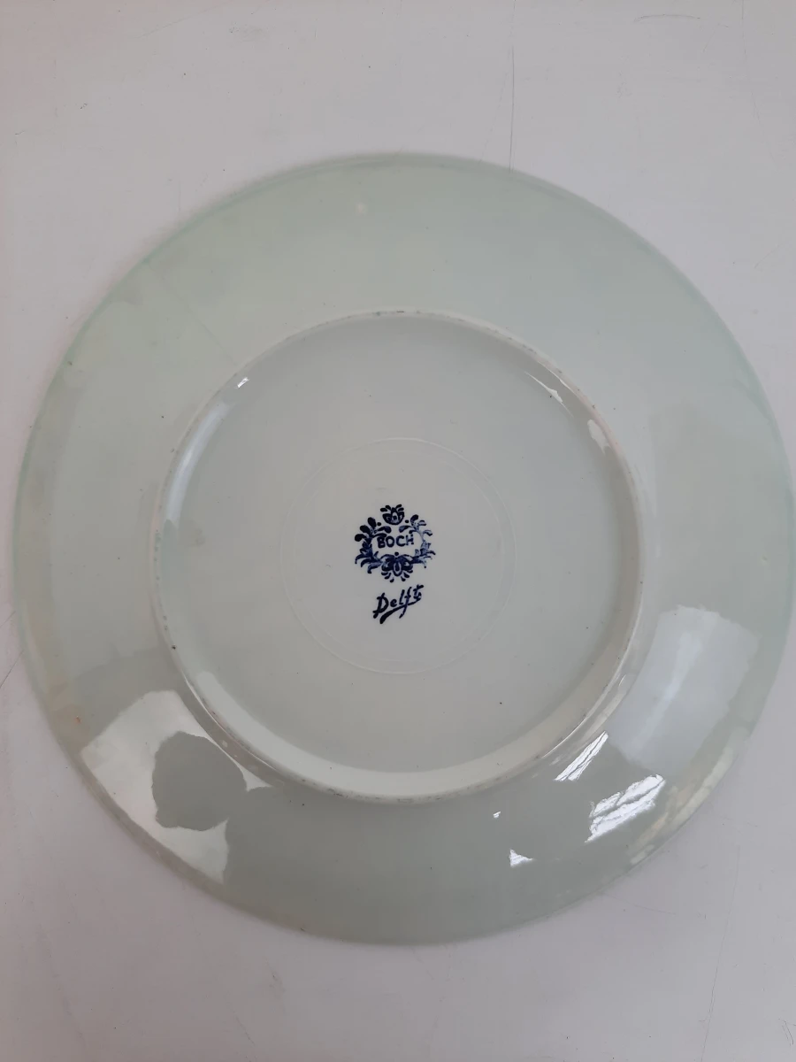 Kavel van 2 Vintage Delfts Blauwe Wandborden – Boch Frères La Louvière