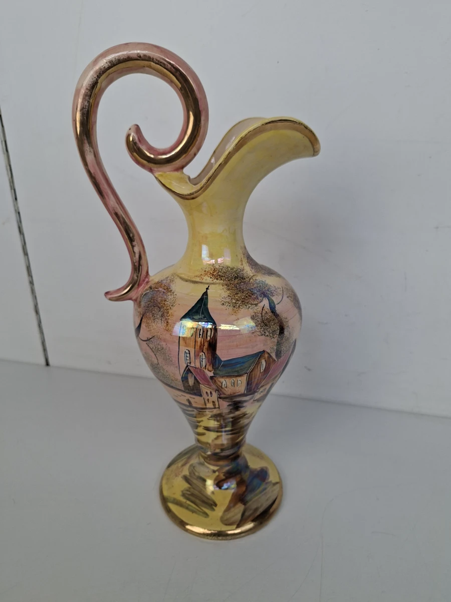 Zeldzame Vintage Handgeschilderde Lusterware Snavelkan met Dorpsgezicht – Faïencerie de Jemappes (België), ca. 1940-1950 - foto 2