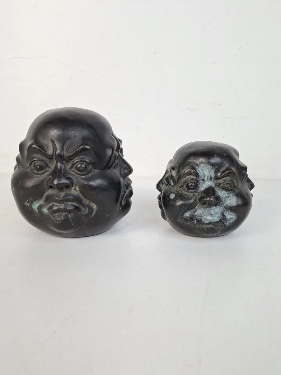 🗿 Unieke Set van 2 Vintage Chinese Bronzen Boeddha-hoofden – Groot & Klein – 4 Emoties – Gemarkeerd 🗿