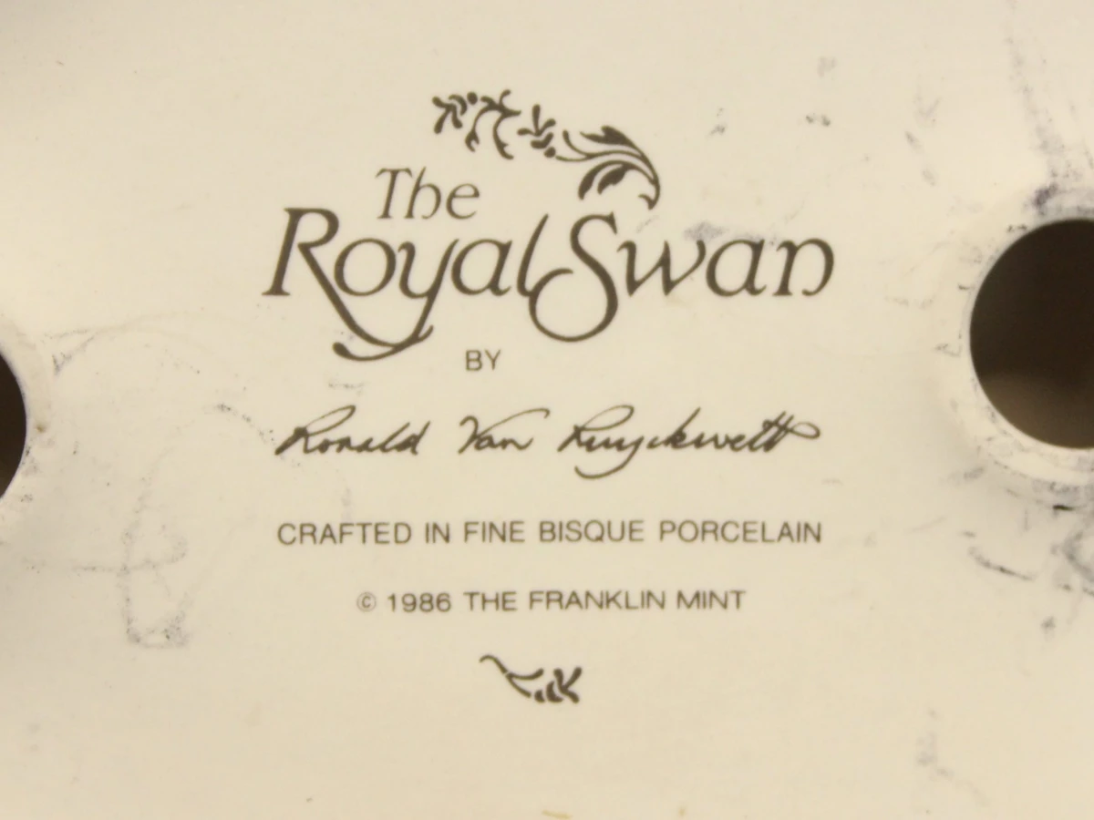 Franklin Mint "The Royal Swan" Fijn bisque porselein Ronald Van Ruckevelt 1986