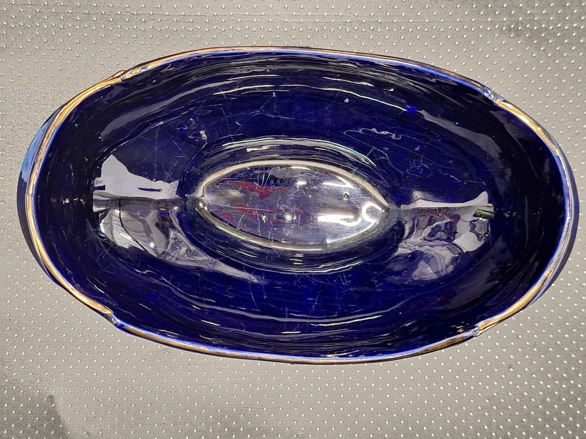 Franse Art Nouveau majolica jardinière - fruitschaal - Kobaltblauw met vergulde florale decoratie
