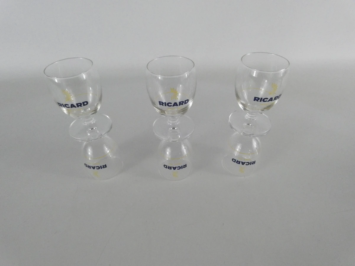Gevarieerd lot Ricard-verzamelobjecten
